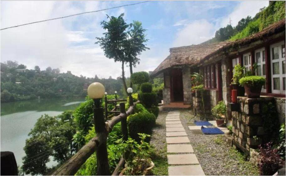 Van Vilas Resort Bhimtal Ngoại thất bức ảnh
